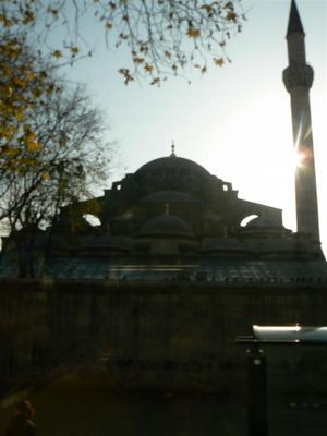 Натиснете за да видите снимката уголемена